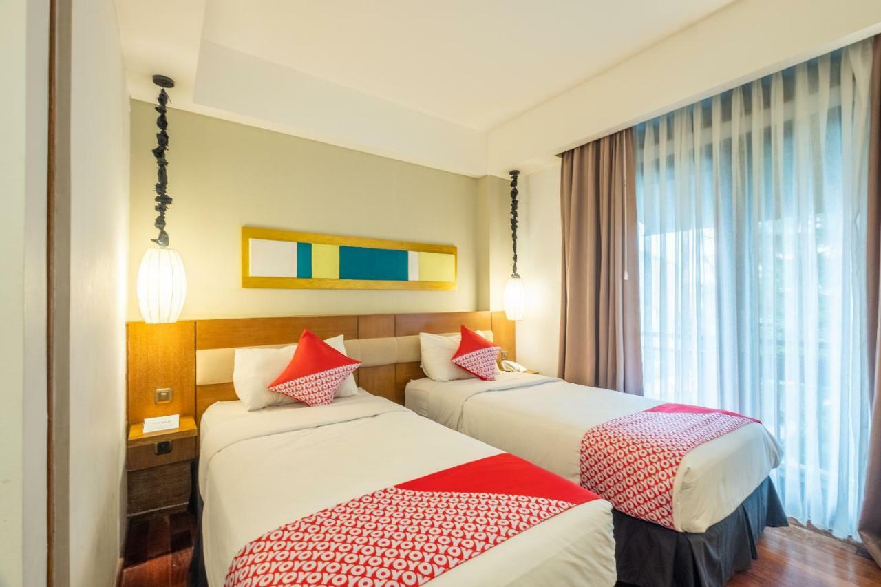 Capital O 852 The Silk At Dago Hotel Bandung Kültér fotó