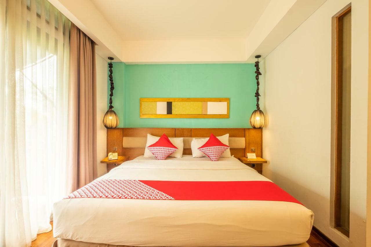 Capital O 852 The Silk At Dago Hotel Bandung Kültér fotó